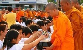 ความแตกต่างของบุญที่เกิดจากการทำทาน รักษาศีล เจริญภาวนา
