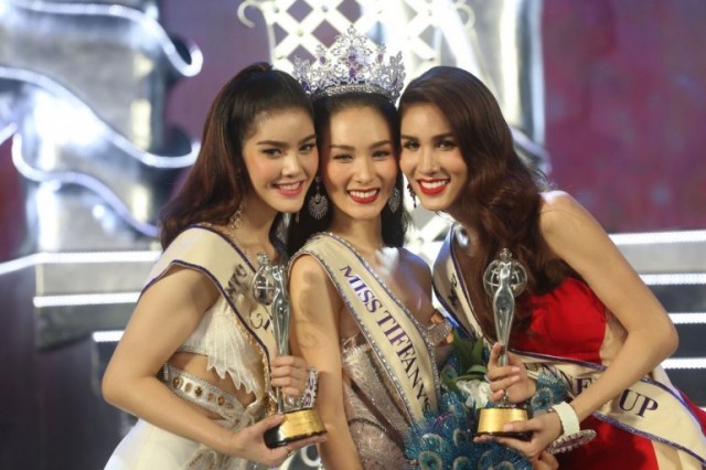 ปังสุด! 'โม-จิรัชยา' คว้ามงกุฎมิสทิฟฟานี่ 2016 กวาดขวัญใจสื่อ-สาวผิวดี